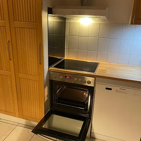 Zwischen Bluecherplatz Und Forstbaumschule 1 Oder 2 Apartment Kiel