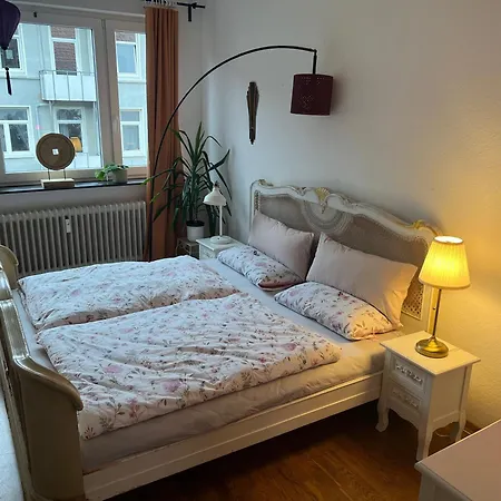 Zwischen Bluecherplatz Und Forstbaumschule 1 Oder 2 Kilonia