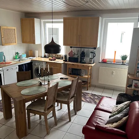 Zwischen Bluecherplatz Und Forstbaumschule 1 Oder 2 Apartament