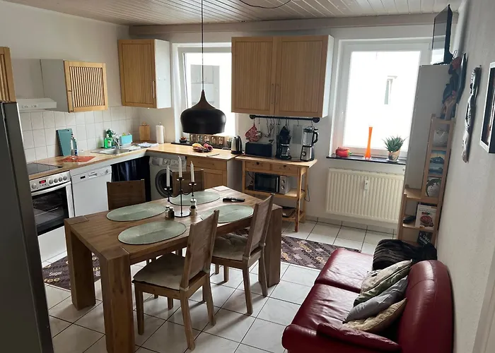 Zwischen Bluecherplatz Und Forstbaumschule 1 Oder 2 アパート